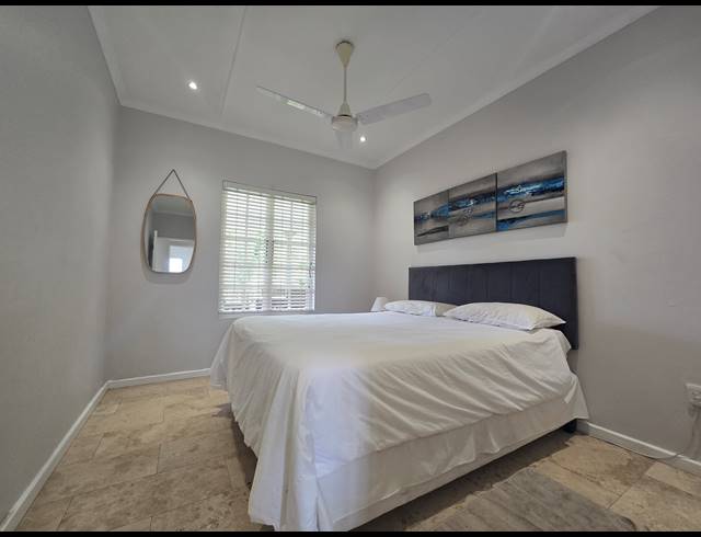 3 BEDROOM APARTMENT TO LET IN BALLITO CENTRAL